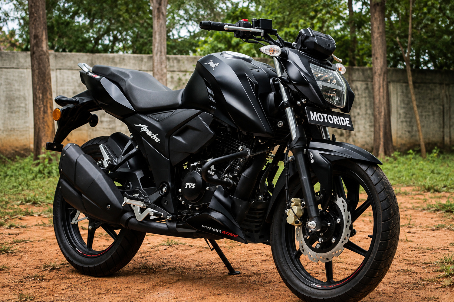 TVS Apache RTR-4v 2025