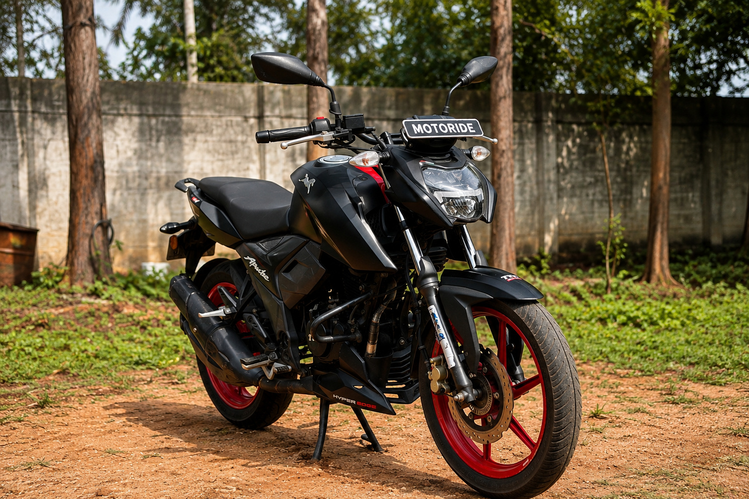 TVS Apache RTR 4v